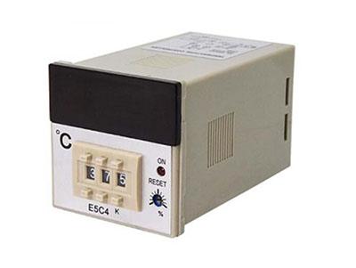 Controladores de temperatura Séries E5C2, E5C4, E5EM, E5EN